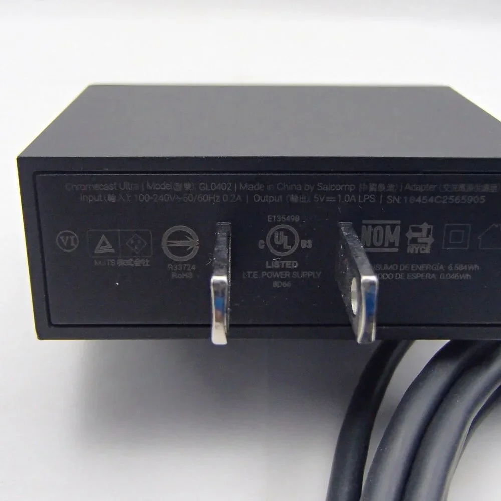 Google Chromecast Ultra 4K HDR TV streamer Black nc2-6a5-d Used